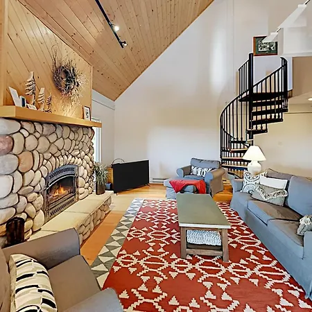 Yampa View Apartment